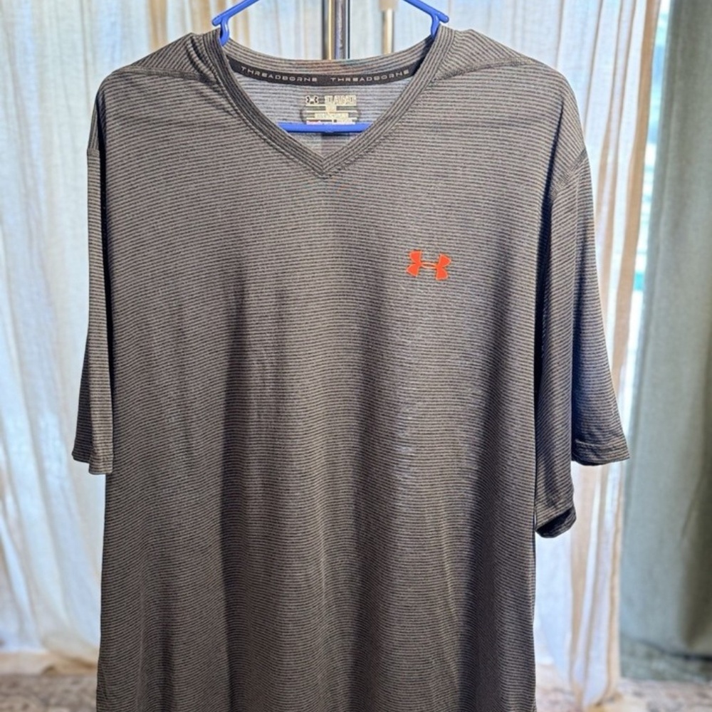 Under Armour Threadborne HeatGear V Neck Tee Mens 3XL Gray Stripe Orange Logo